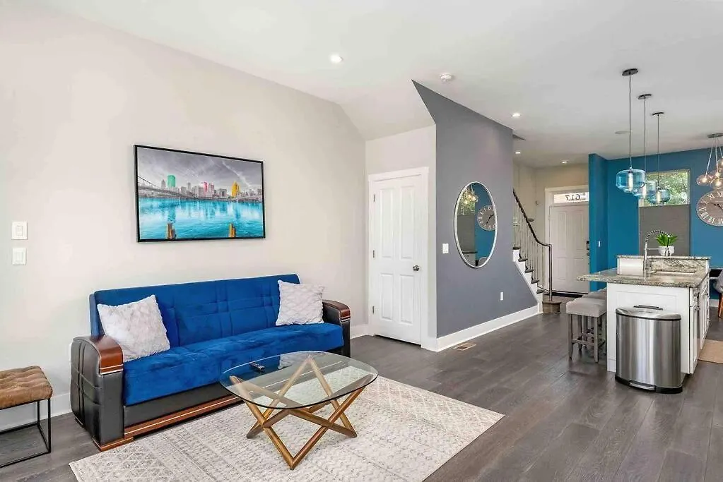 別荘 Family-Friendly 4Br Retreat Sleeps 12, Private Yard, Garage, Close To Stadiums, Casino & Downtown ピッツバーグ